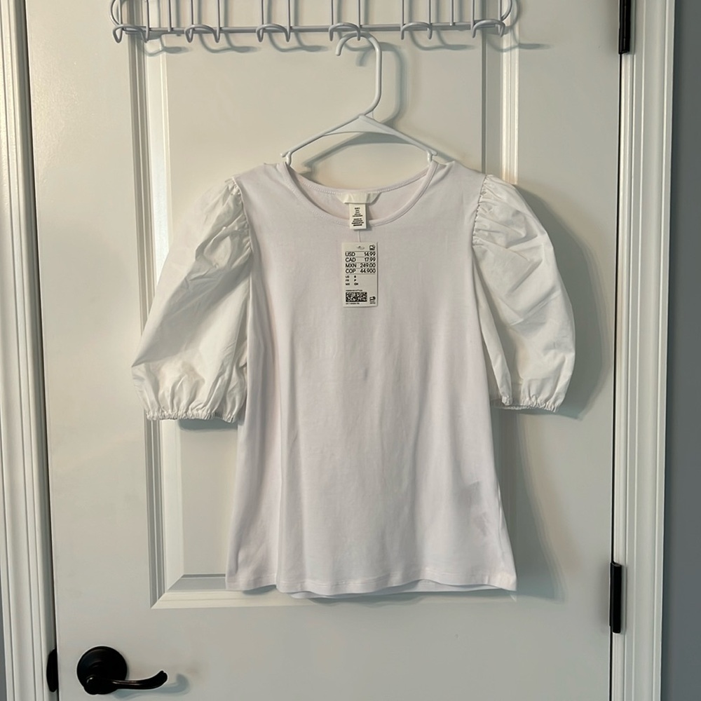 H &M bubble sleeve top